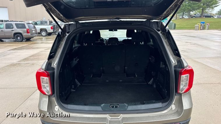 image for item EN0587 2020 Ford Explorer Police Interceptor SUV