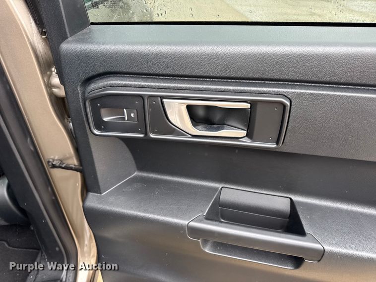 image for item EN0587 2020 Ford Explorer Police Interceptor SUV