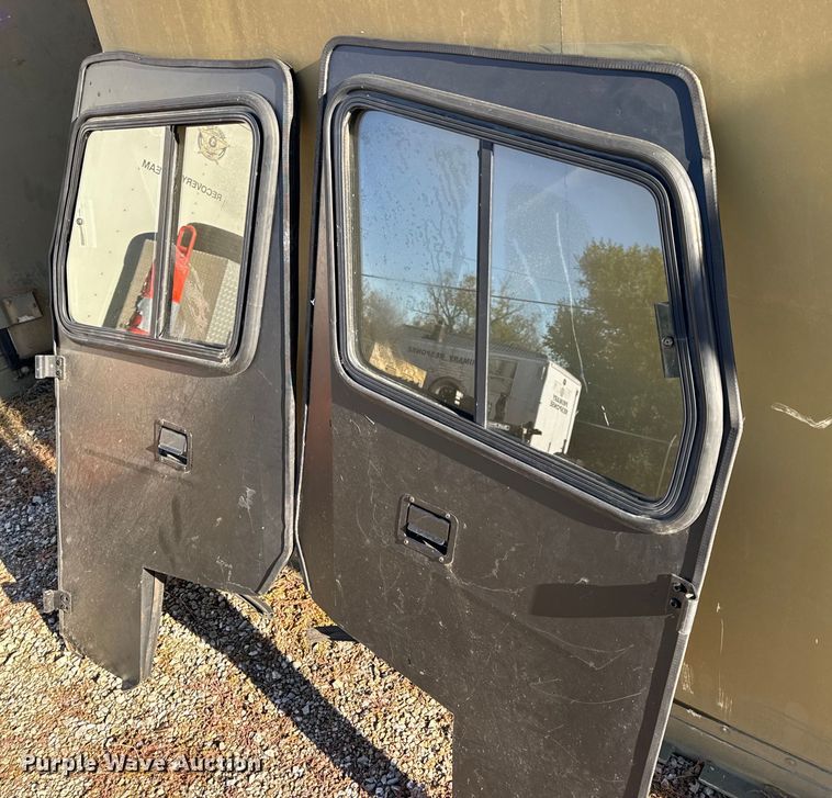 image for item EN0662 2010 Polaris Ranger 800 EFI Crew utility vehicle