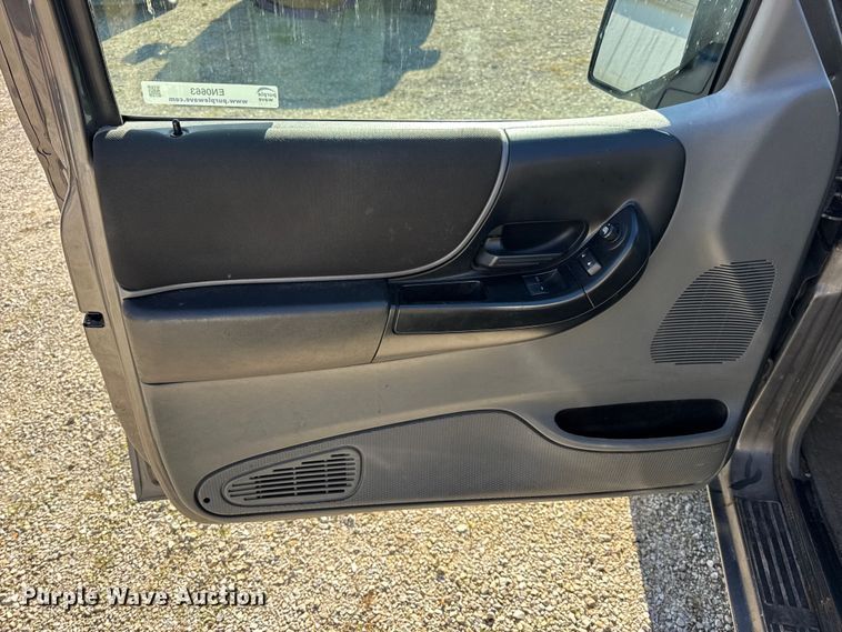 image for item EN0663 2009 Ford Ranger XLT Ext. Cab pickup truck