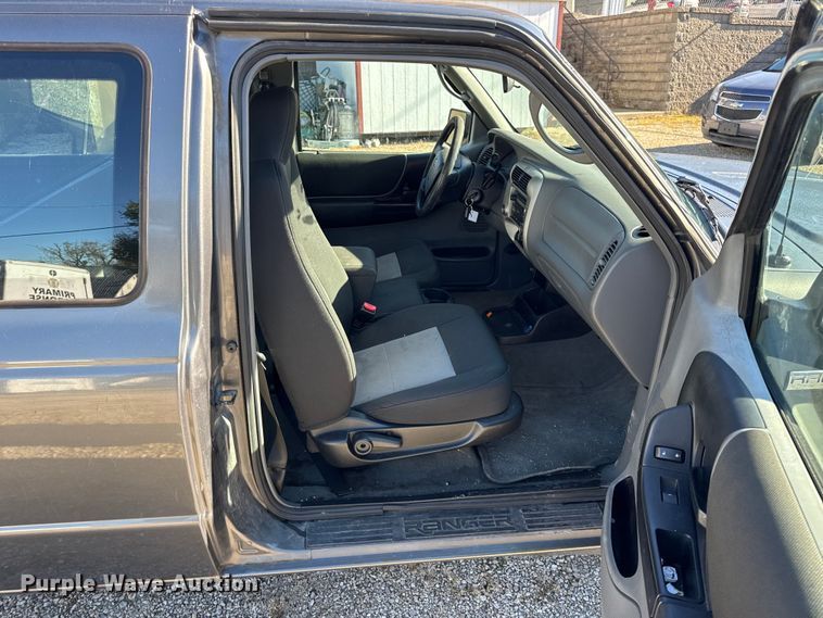 image for item EN0663 2009 Ford Ranger XLT Ext. Cab pickup truck