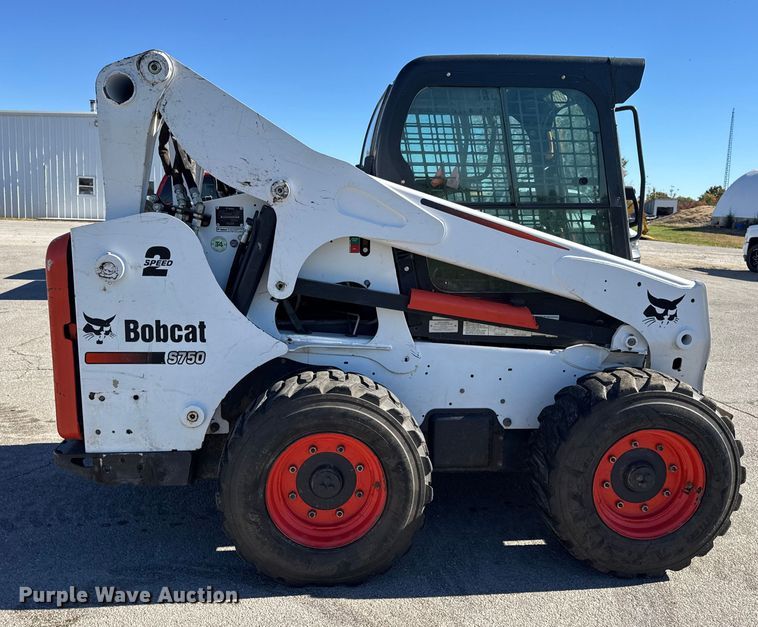 image for item EN0665 2014 Bobcat S750 skid steer loader