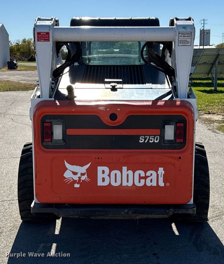 image for item EN0665 2014 Bobcat S750 skid steer loader