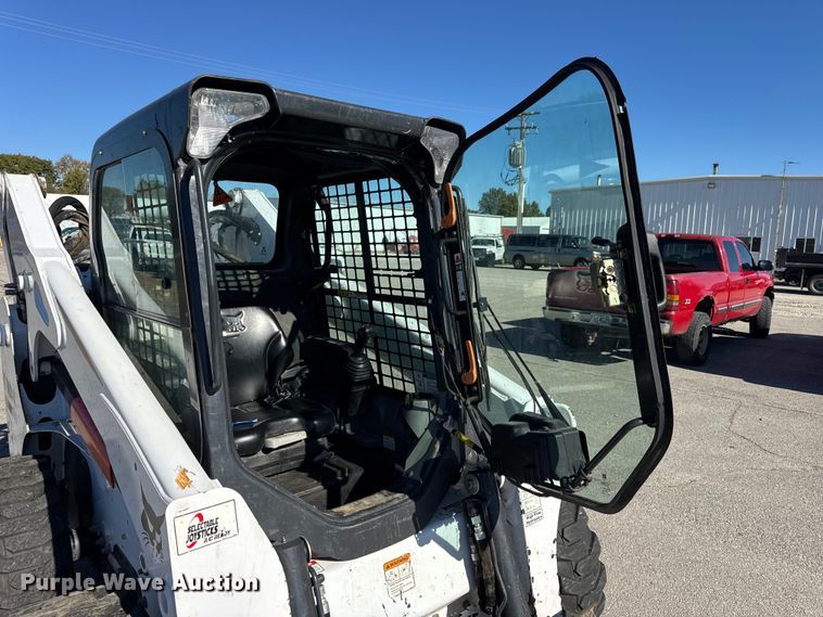image for item EN0665 2014 Bobcat S750 skid steer loader