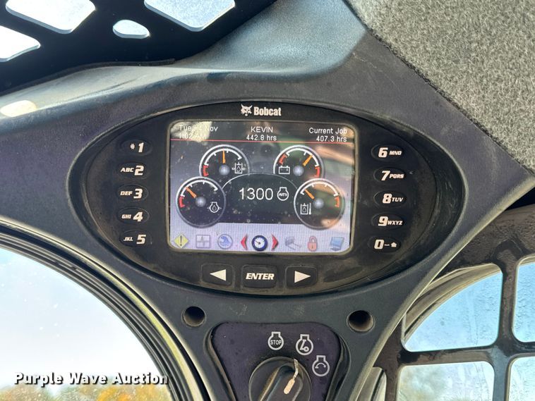 image for item EN0665 2014 Bobcat S750 skid steer loader