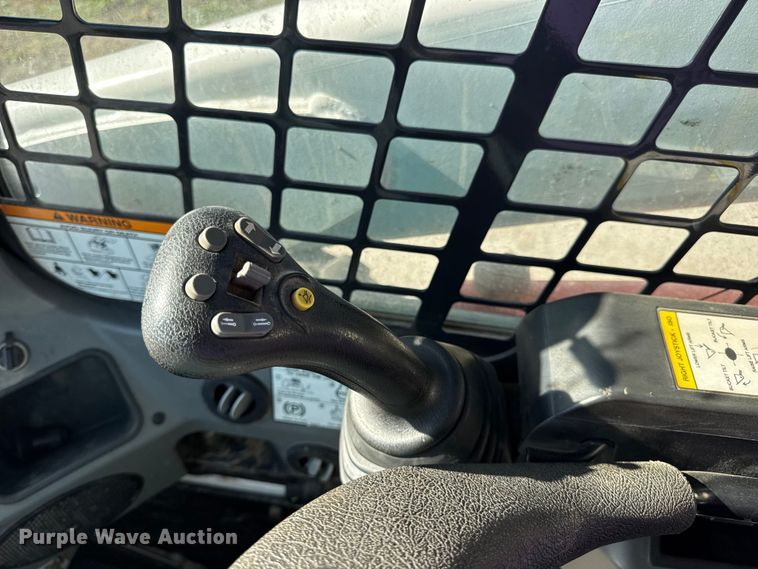 image for item EN0665 2014 Bobcat S750 skid steer loader