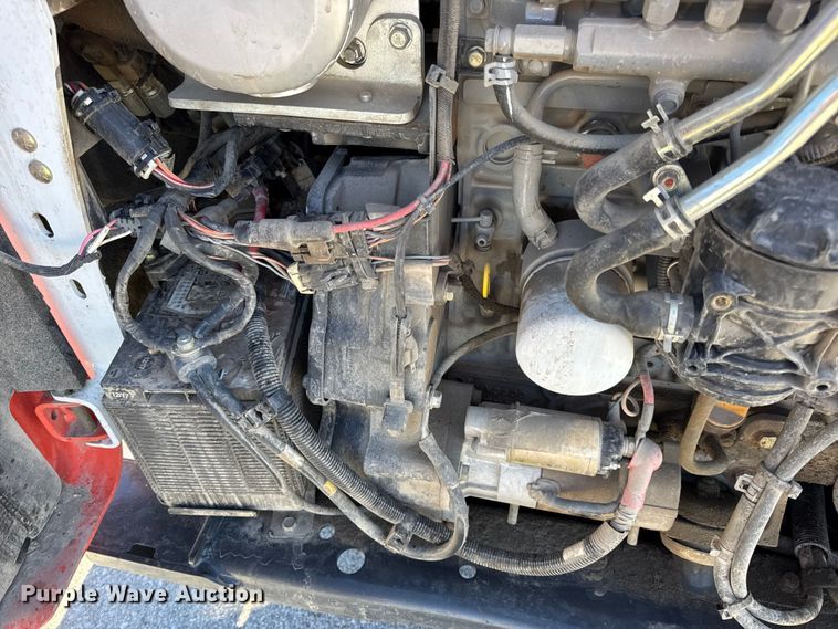 image for item EN0665 2014 Bobcat S750 skid steer loader