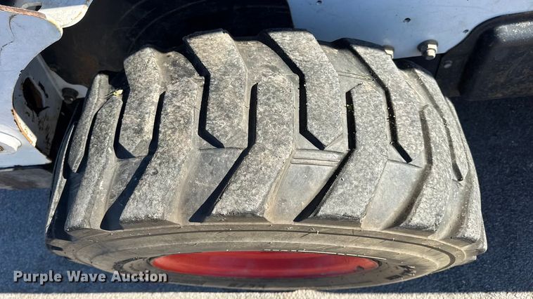 image for item EN0665 2014 Bobcat S750 skid steer loader