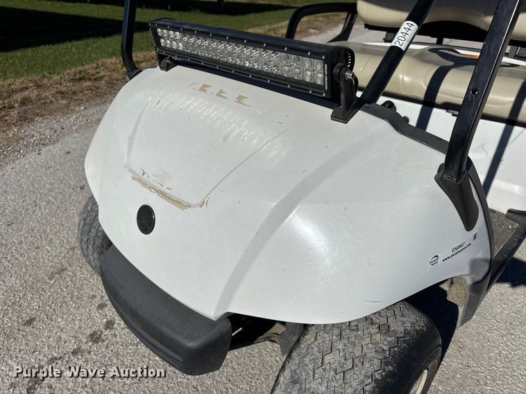 image for item EN0667 2013 Yamaha YDRAX4F golf cart