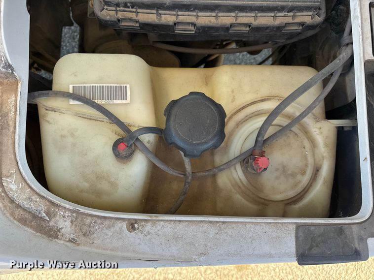 image for item EN0667 2013 Yamaha YDRAX4F golf cart