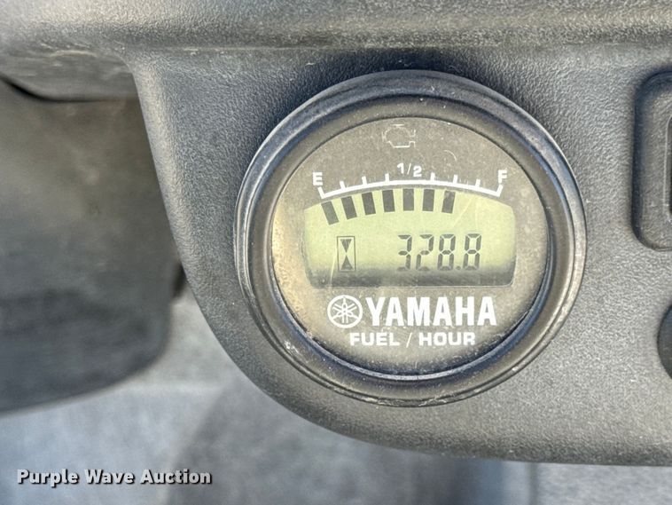 image for item EN0668 2013 Yamaha YDRAX3 golf cart