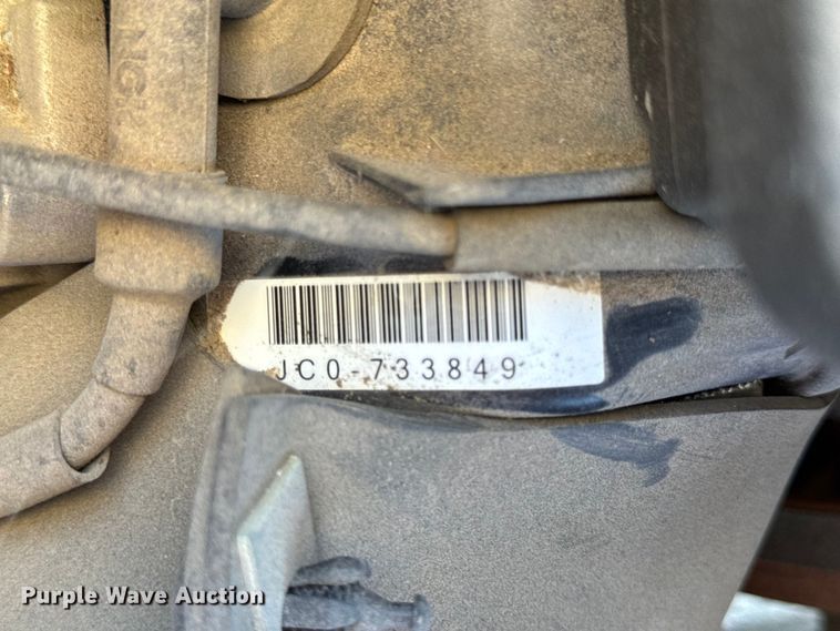 image for item EN0668 2013 Yamaha YDRAX3 golf cart