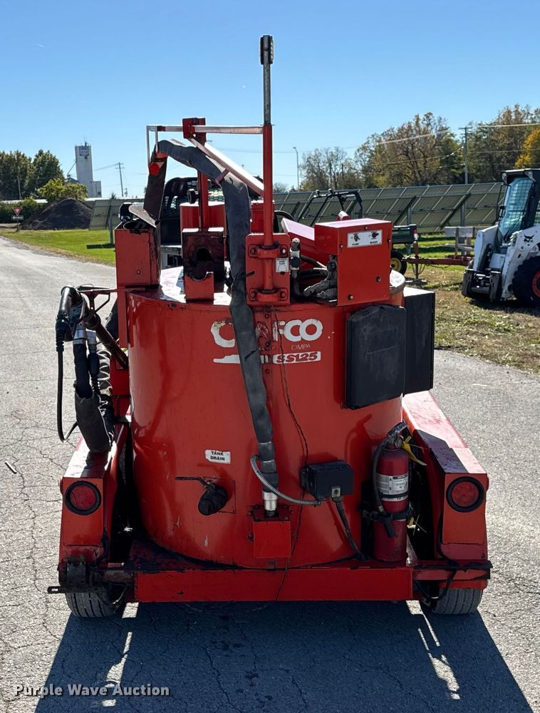 image for item EN0670 2016 Crafco SS125DC70 melter applicator