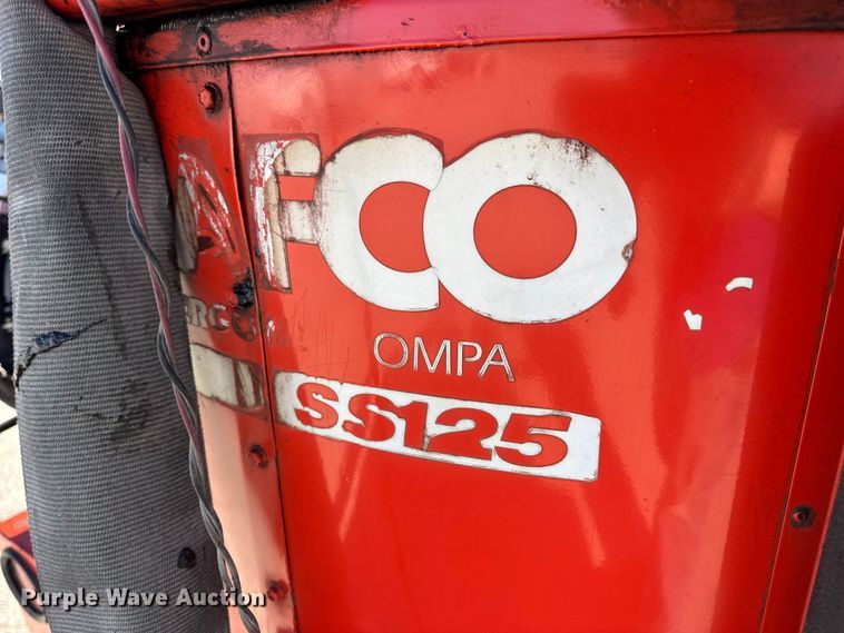 image for item EN0670 2016 Crafco SS125DC70 melter applicator