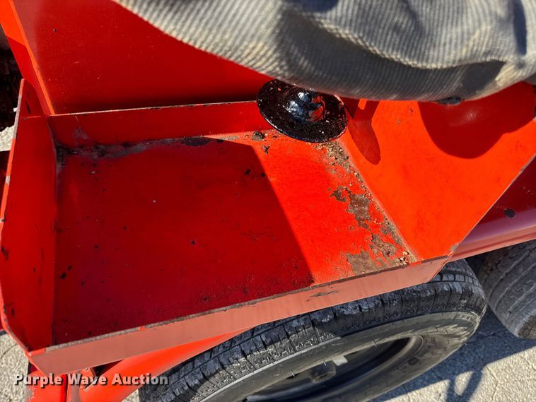 image for item EN0670 2016 Crafco SS125DC70 melter applicator