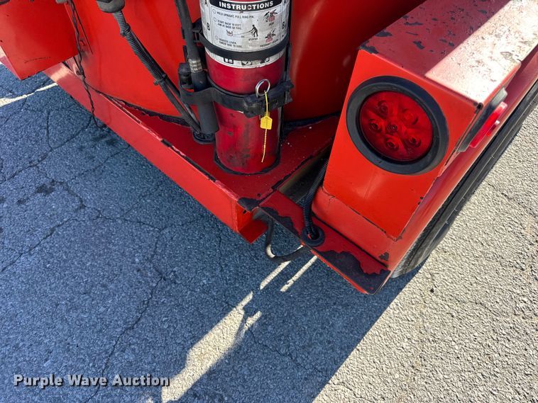 image for item EN0670 2016 Crafco SS125DC70 melter applicator