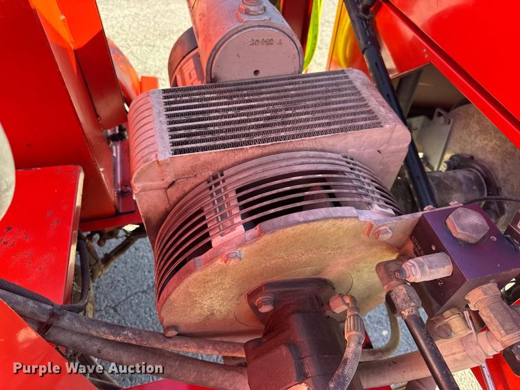 image for item EN0670 2016 Crafco SS125DC70 melter applicator