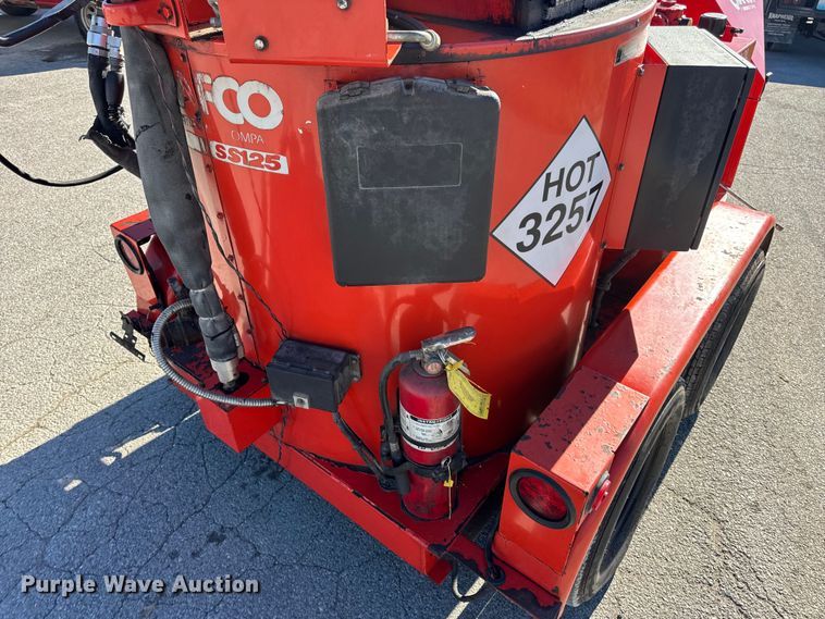 image for item EN0670 2016 Crafco SS125DC70 melter applicator