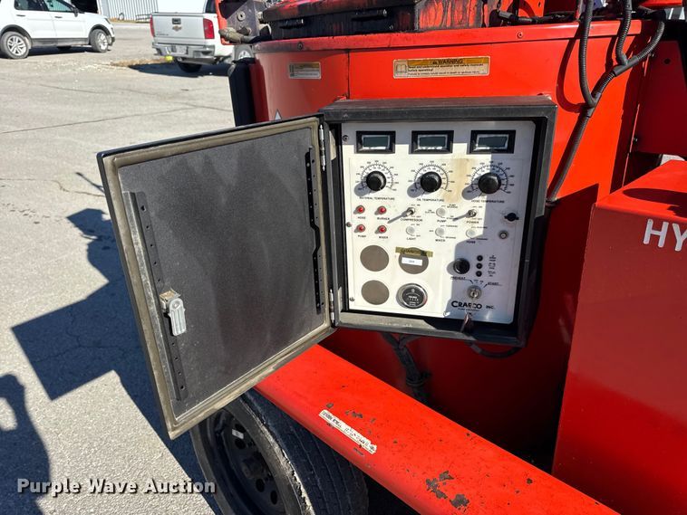 image for item EN0670 2016 Crafco SS125DC70 melter applicator