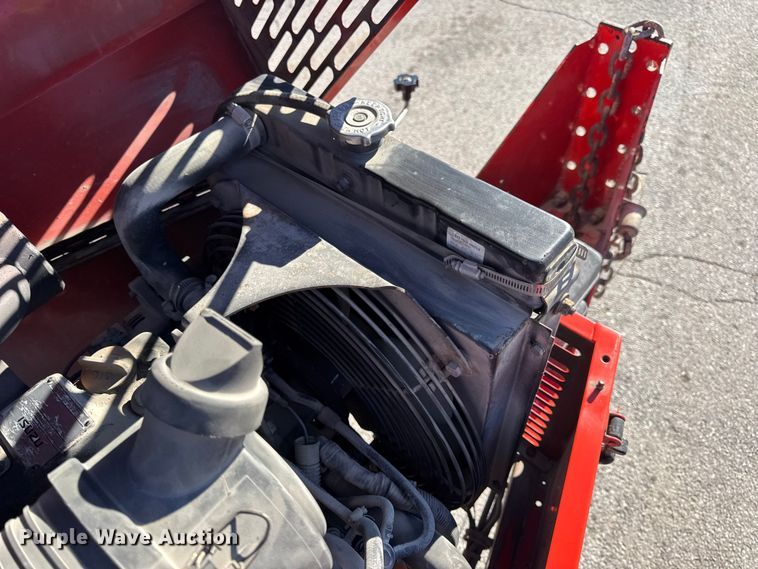 image for item EN0670 2016 Crafco SS125DC70 melter applicator