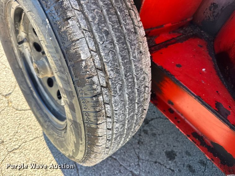 image for item EN0670 2016 Crafco SS125DC70 melter applicator