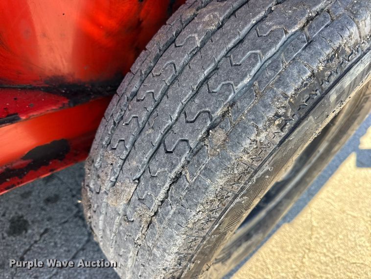 image for item EN0670 2016 Crafco SS125DC70 melter applicator