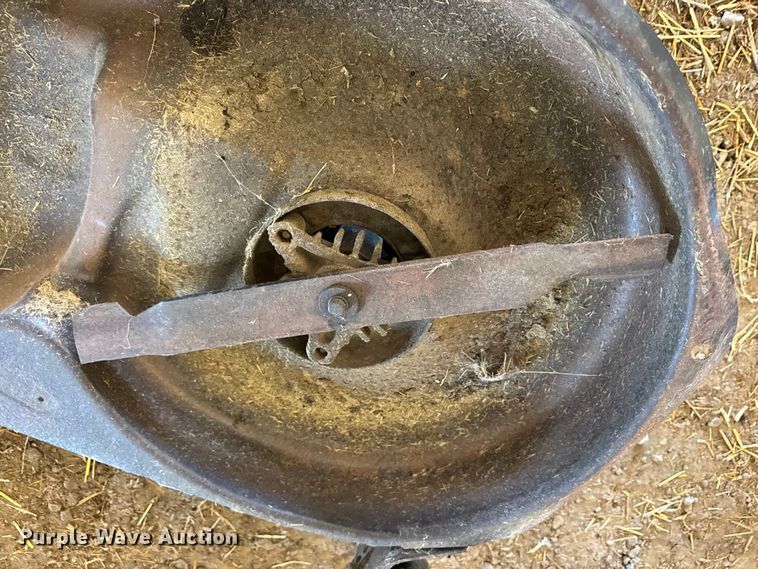 image for item EN0671 Craftsman 917.252520 lawn mower