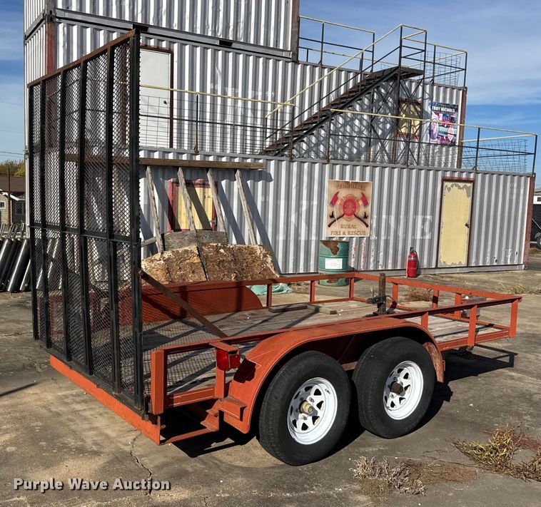 image for item EN0676 2005 Kodiak utility trailer