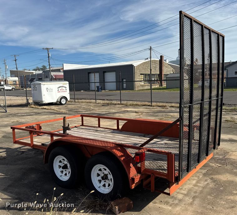 image for item EN0676 2005 Kodiak utility trailer