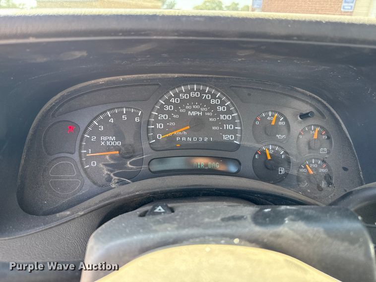 image for item EP0720 2006 Chevrolet Silverado 1500 pickup truck