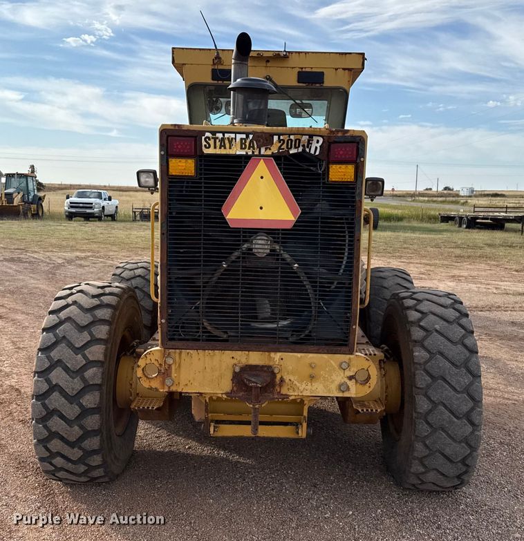 image for item EP0782 2006 Caterpillar 140H motor grader