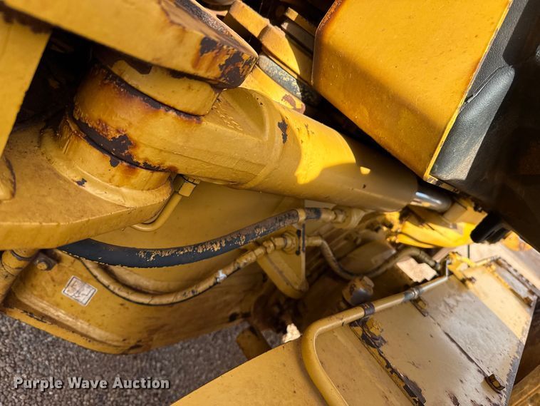 image for item EP0782 2006 Caterpillar 140H motor grader