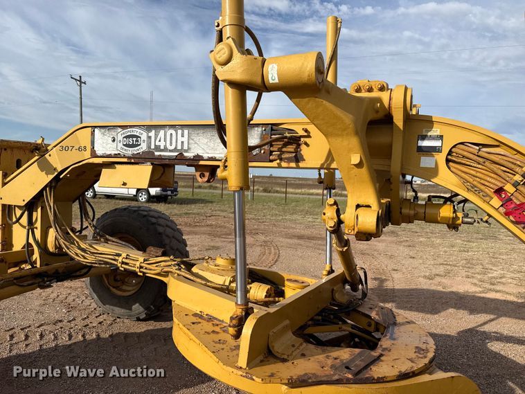 image for item EP0782 2006 Caterpillar 140H motor grader