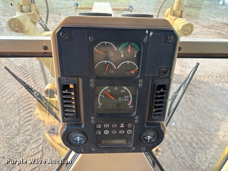 image for item EP0782 2006 Caterpillar 140H motor grader