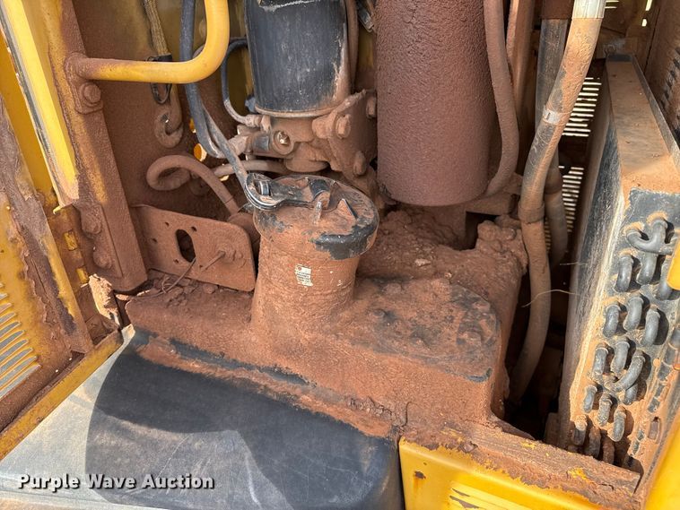 image for item EP0782 2006 Caterpillar 140H motor grader