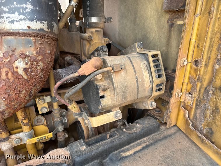 image for item EP0782 2006 Caterpillar 140H motor grader