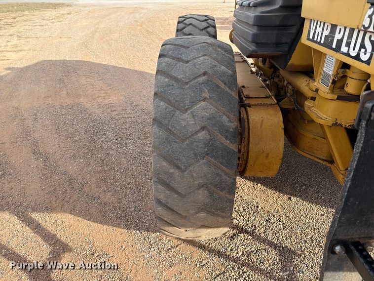 image for item EP0782 2006 Caterpillar 140H motor grader