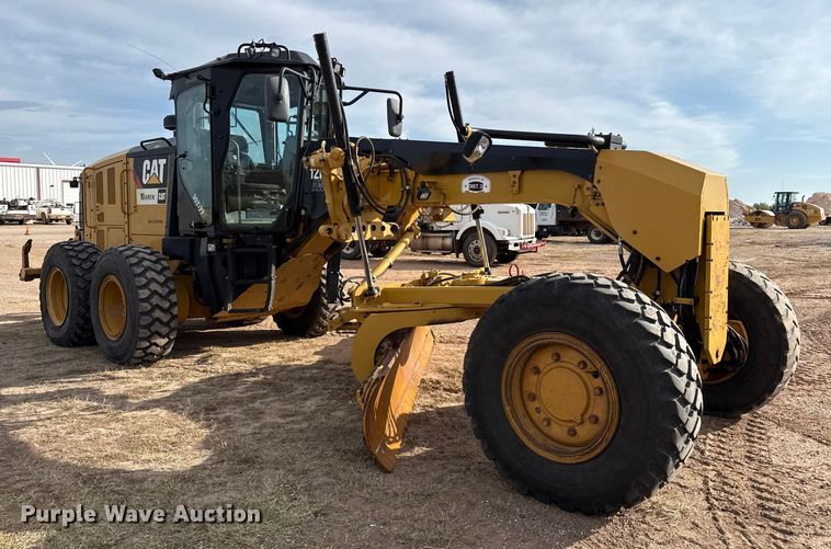 MOTOCONFORMADORA CATERPILLAR 12M3AWD 2014