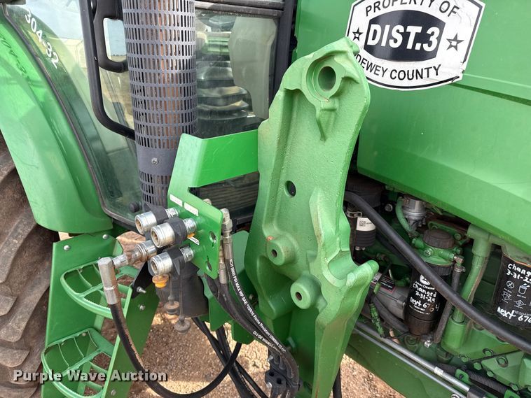 image for item EP0784 2014 John Deere 6130D MFWD tractor