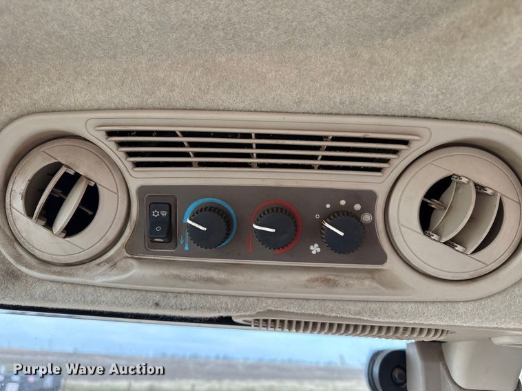 image for item EP0784 2014 John Deere 6130D MFWD tractor