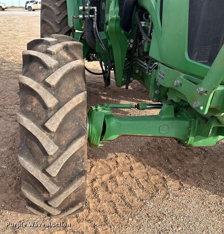 image for item EP0784 2014 John Deere 6130D MFWD tractor