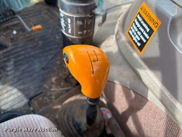 image for item EP0785 2014 John Deere 6130D MFWD tractor