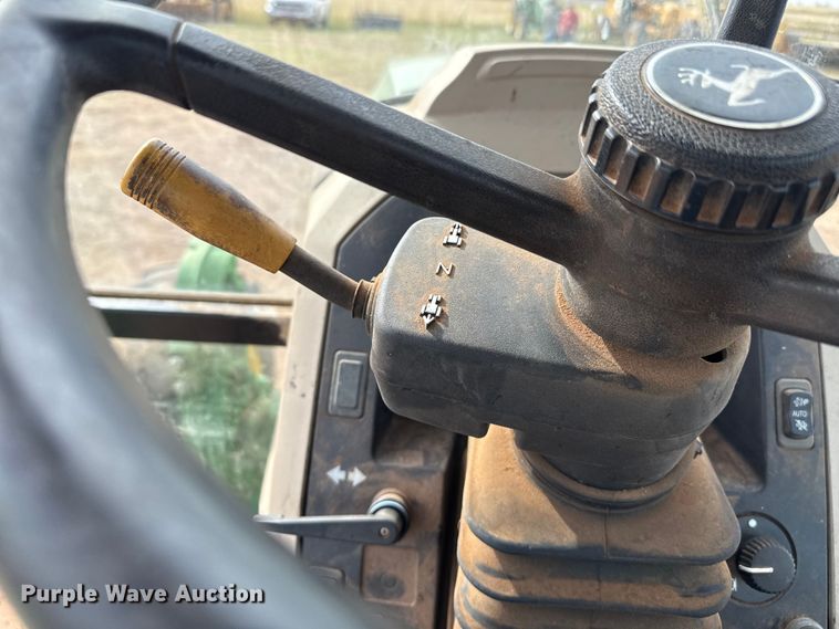 image for item EP0785 2014 John Deere 6130D MFWD tractor