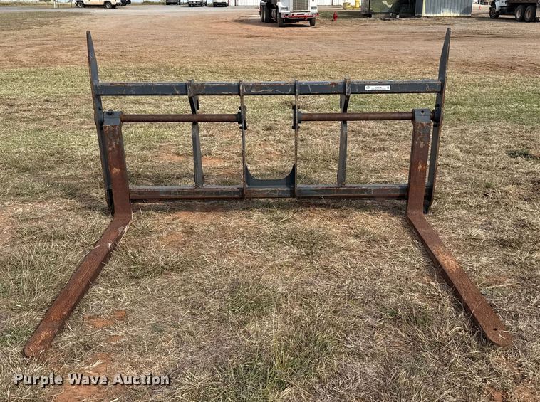 image for item EP0786 JRB 310S wheel loader forks