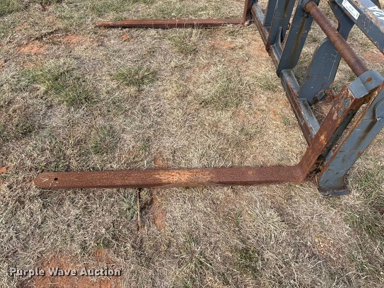 image for item EP0786 JRB 310S wheel loader forks