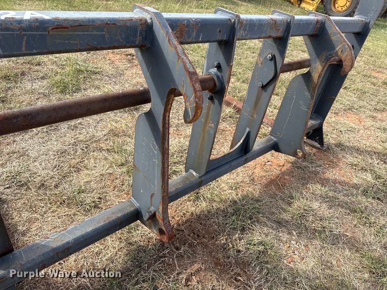 image for item EP0786 JRB 310S wheel loader forks