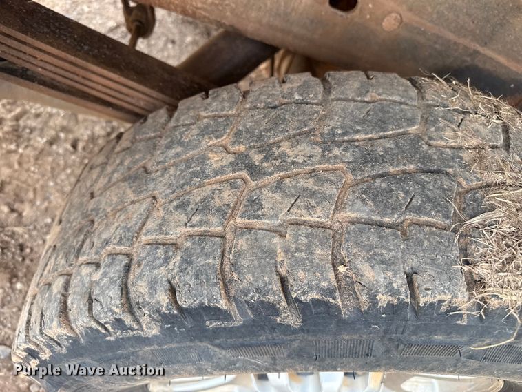 image for item EP0789 2010 Chevrolet Silverado 2500HD Ext. Cab pickup truck