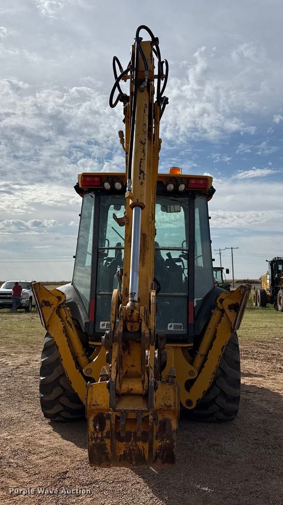 image for item EP0790 2006 John Deere 310SG backhoe