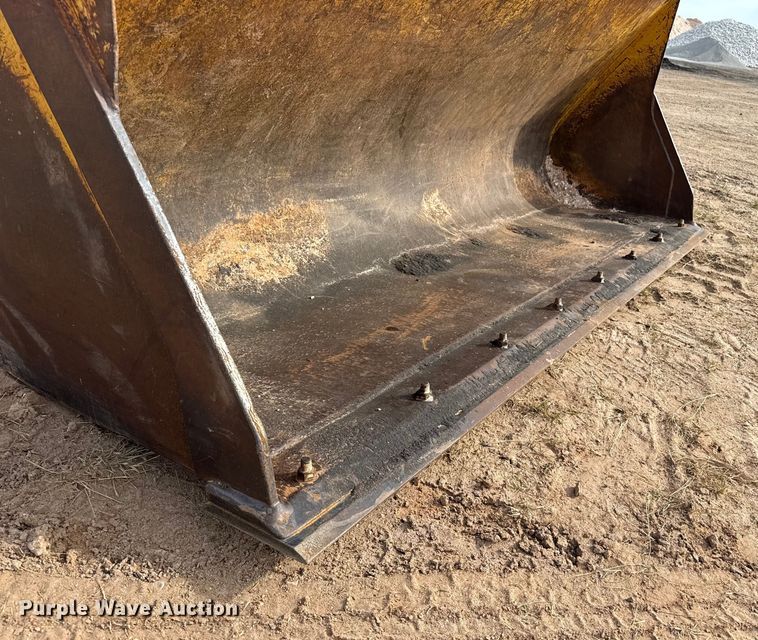 image for item EP0790 2006 John Deere 310SG backhoe