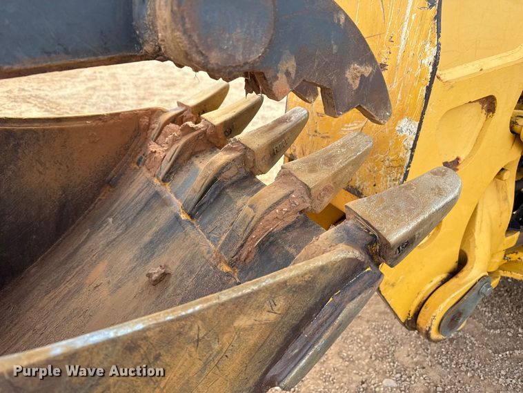 image for item EP0790 2006 John Deere 310SG backhoe